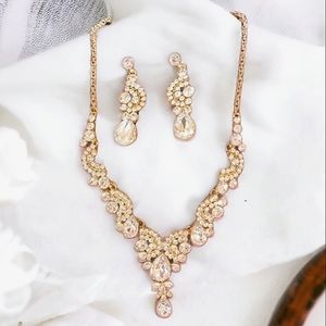 Elegant Crystal Jewelry Set